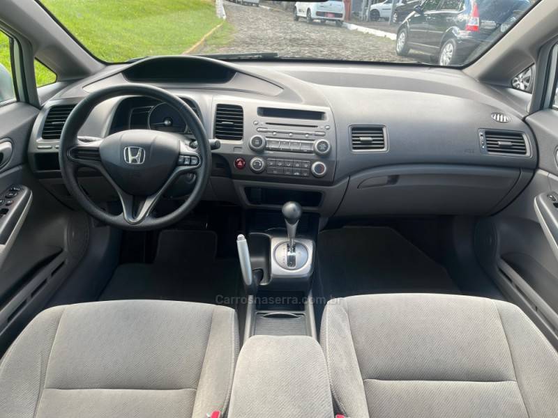 HONDA - CIVIC - 2010/2010 - Prata - R$ 55.900,00