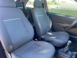 CHEVROLET - CELTA - 2012/2013 - Vermelha - R$ 24.900,00
