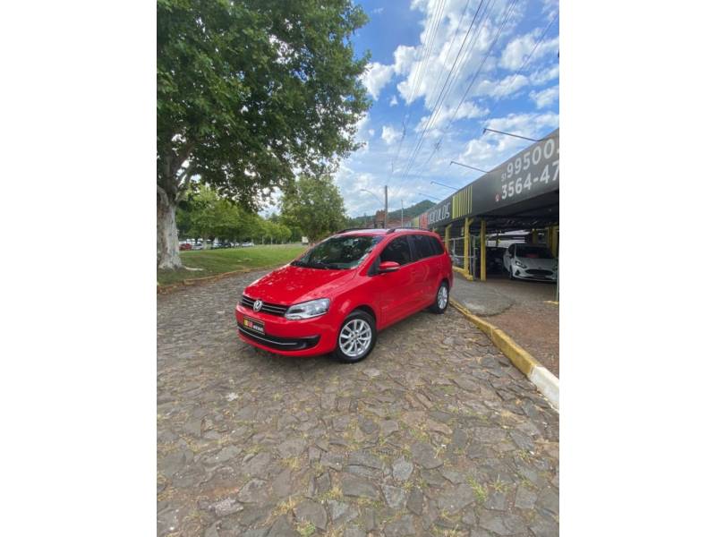 VOLKSWAGEN - SPACEFOX - 2014/2014 - Vermelha - R$ 45.900,00