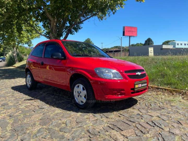 CHEVROLET - CELTA - 2012/2013 - Vermelha - R$ 24.900,00