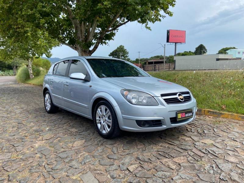CHEVROLET - VECTRA - 2009/2009 - Prata - R$ 38.900,00