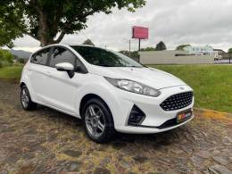 FORD - FIESTA - 2018/2019 - Branca - R$ 59.900,00