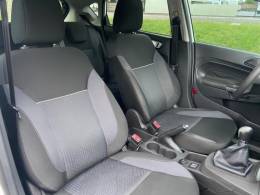 FORD - FIESTA - 2018/2019 - Branca - R$ 59.900,00