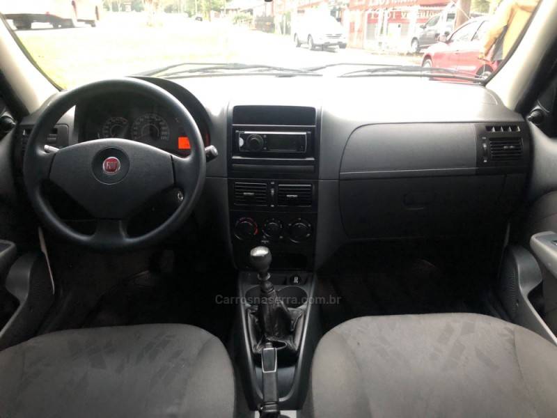 FIAT - SIENA - 2012/2012 - Branca - R$ 33.900,00