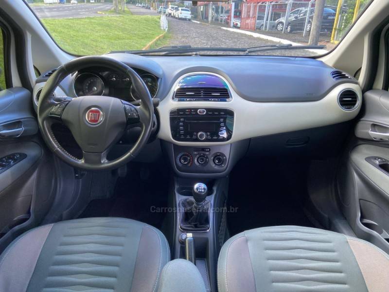 FIAT - PUNTO - 2014/2015 - Branca - R$ 48.900,00