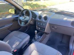 CHEVROLET - CELTA - 2012/2013 - Vermelha - R$ 24.900,00