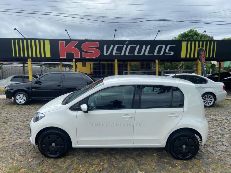 VOLKSWAGEN - UP - 2015/2015 - Branca - R$ 42.900,00