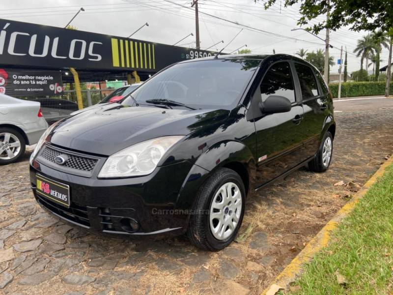 FORD - FIESTA - 2008/2008 - Preta - R$ 25.900,00