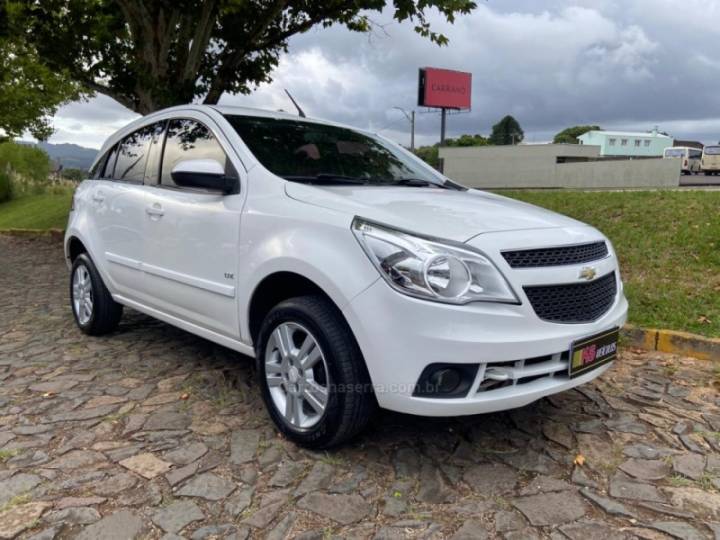 CHEVROLET - AGILE - 2011/2012 - Branca - R$ 38.900,00