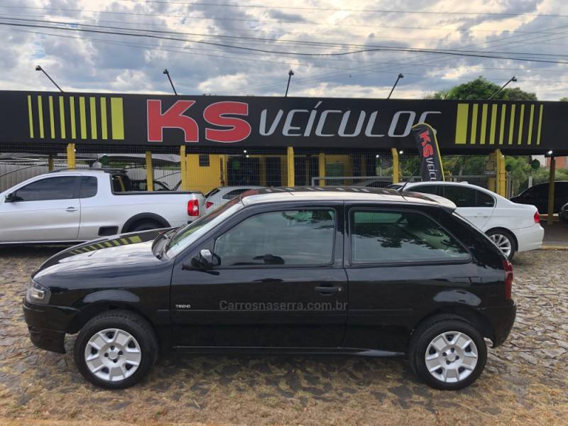VOLKSWAGEN - GOL - 2012/2013 - Preta - R$ 28.900,00