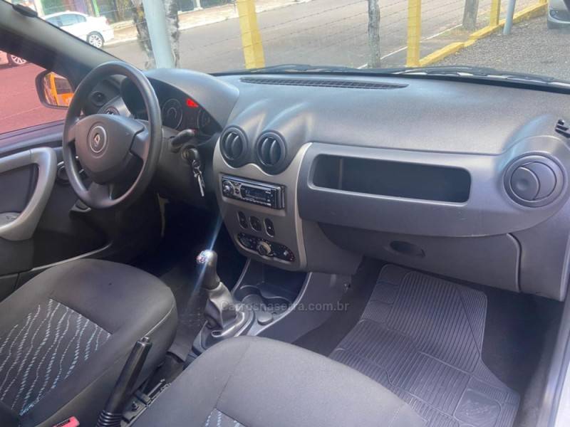 RENAULT - LOGAN - 2010/2011 - Branca - Sob Consulta