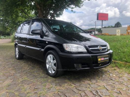 CHEVROLET - ZAFIRA - 2010/2010 - Preta - R$ 39.900,00
