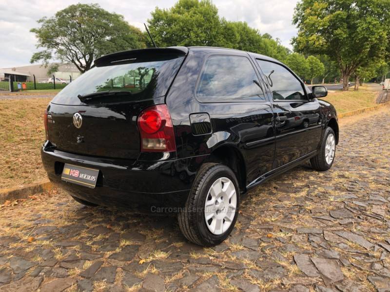 VOLKSWAGEN - GOL - 2012/2013 - Preta - R$ 28.900,00