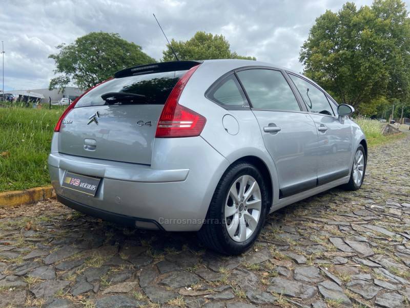 CITROËN - C4 - 2010/2010 - Prata - R$ 29.900,00