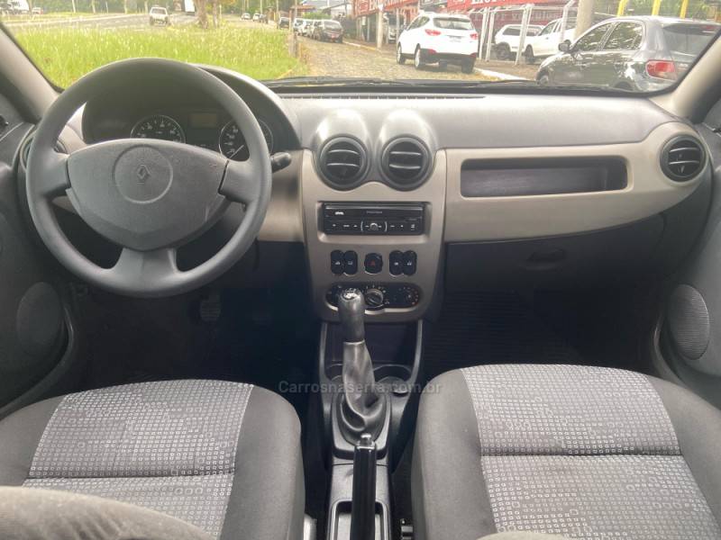 RENAULT - SANDERO - 2008/2009 - Azul - R$ 29.900,00